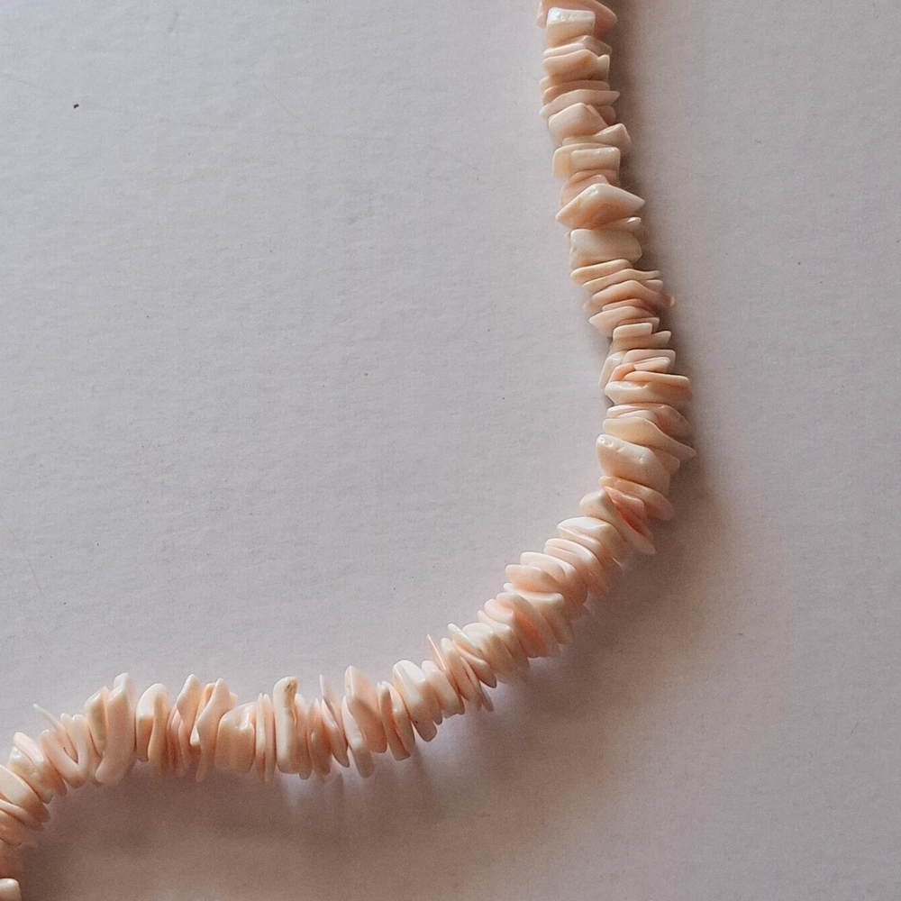 Pink Puka Shell Necklace - Picture 3 of 6